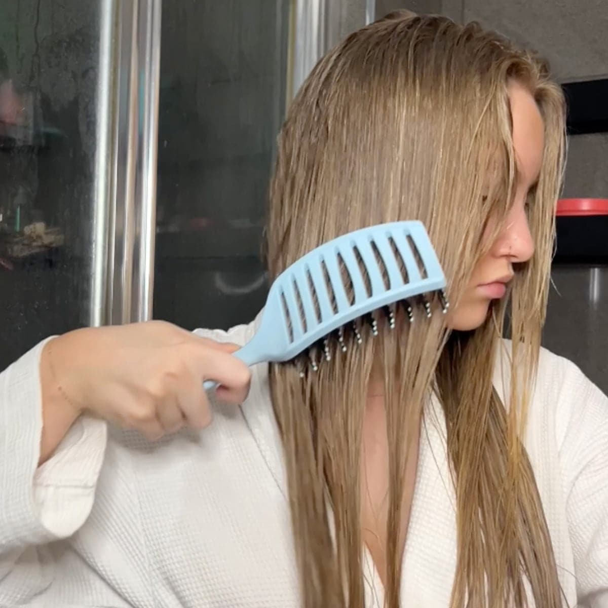 Heat Protective Vent Brush - Give Me Cosmetics US